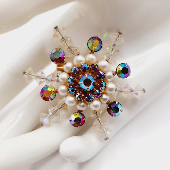 Vintage Snowflake Faux Pearl Red Rhinestone Clear Crystal Beaded Brooch - 2” - Picture 1 of 6